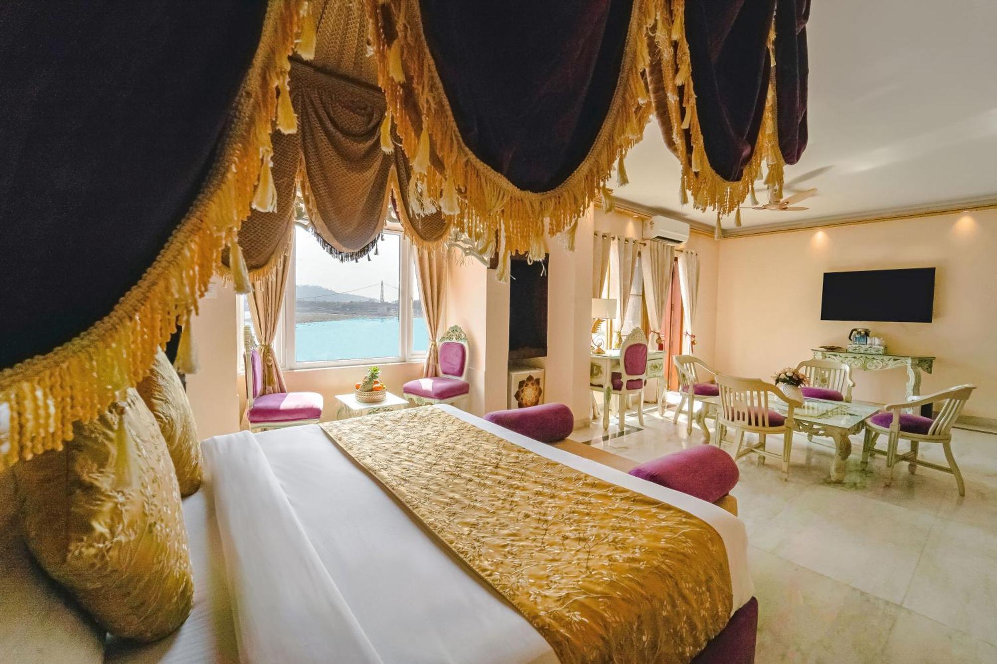 The Neeraj Ganga Heritage Palace Rishīkesh Екстериор снимка