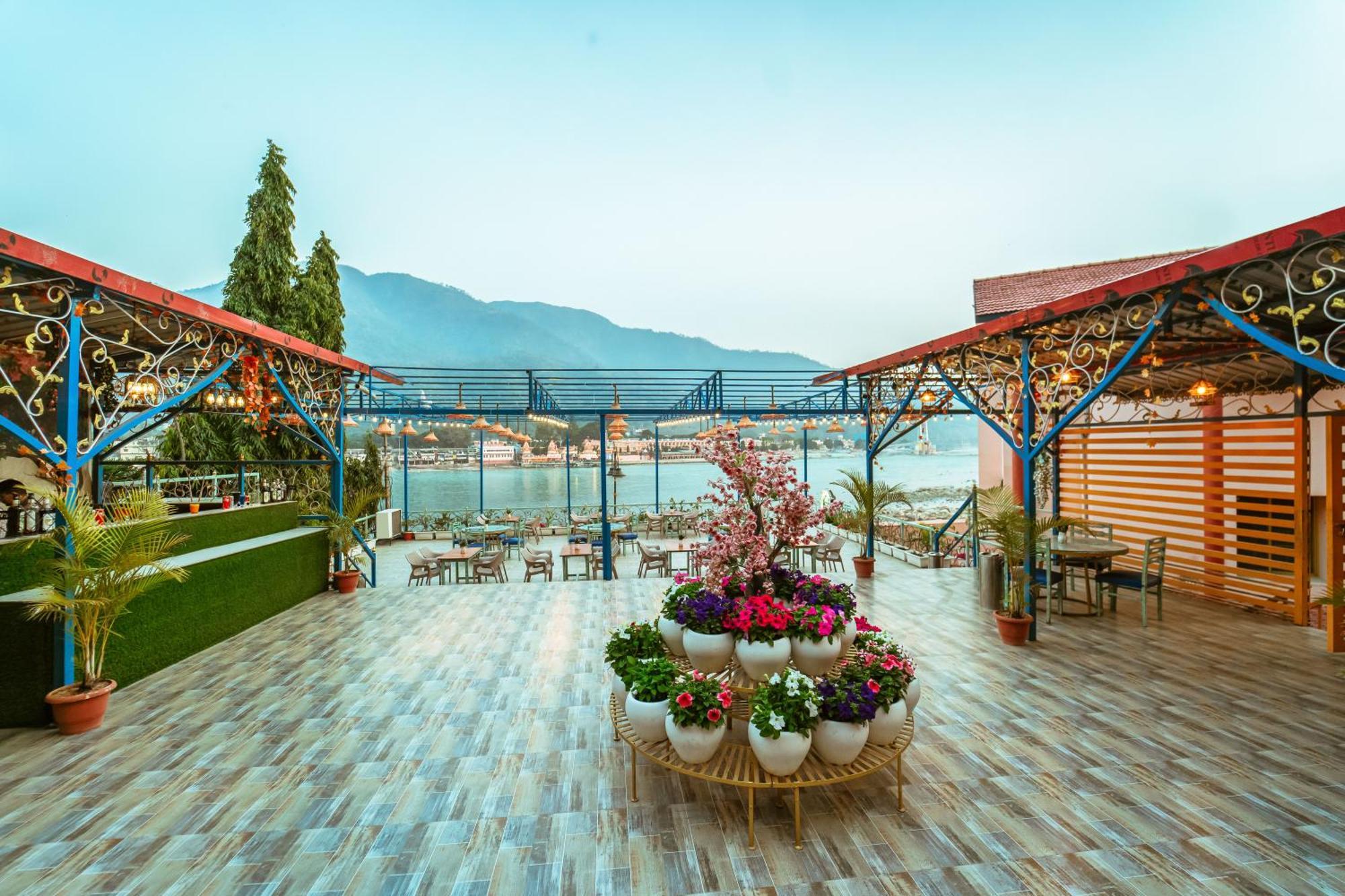 The Neeraj Ganga Heritage Palace Rishīkesh Екстериор снимка