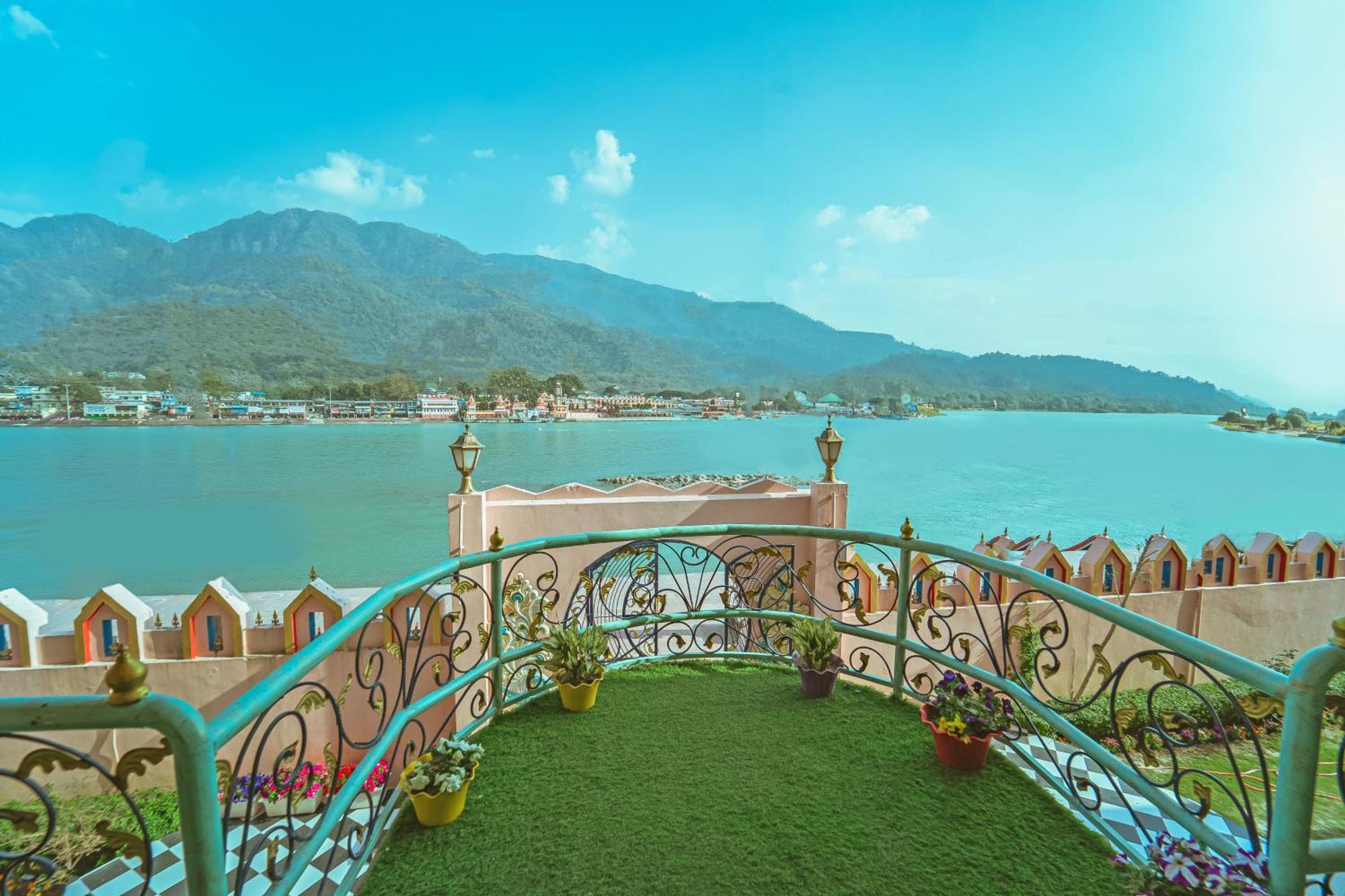 The Neeraj Ganga Heritage Palace Rishīkesh Екстериор снимка