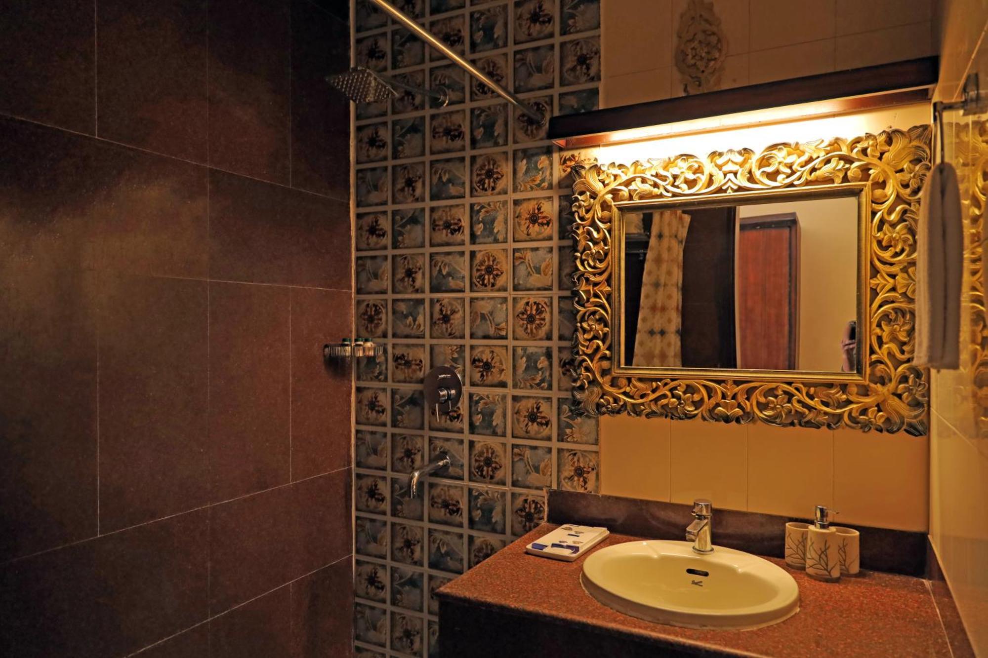 The Neeraj Ganga Heritage Palace Rishīkesh Екстериор снимка